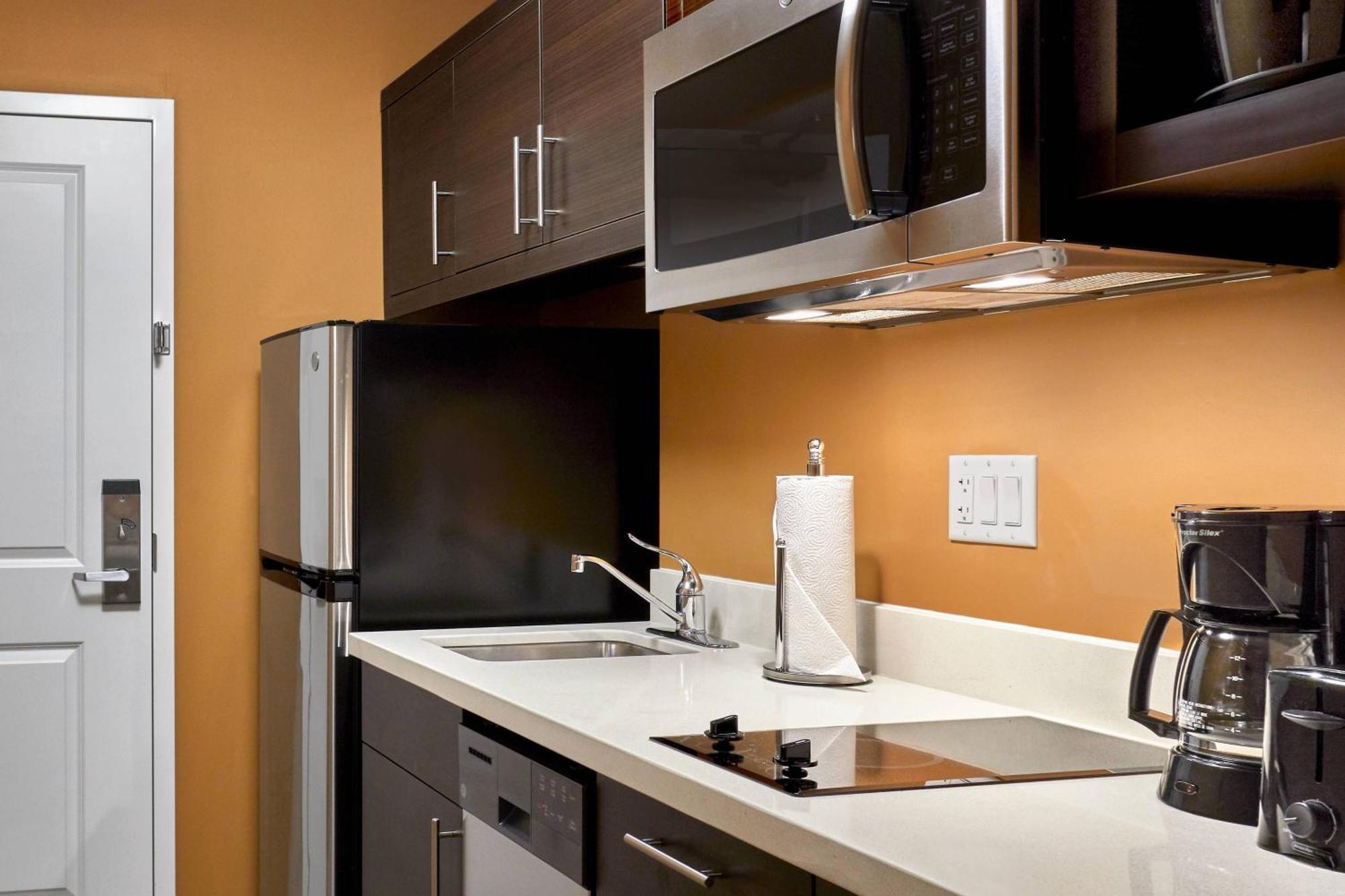 Towneplace Suites By Marriott Fort Mcmurray Εξωτερικό φωτογραφία