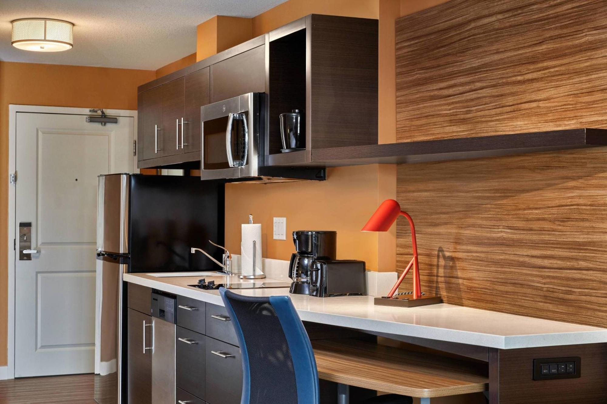 Towneplace Suites By Marriott Fort Mcmurray Εξωτερικό φωτογραφία