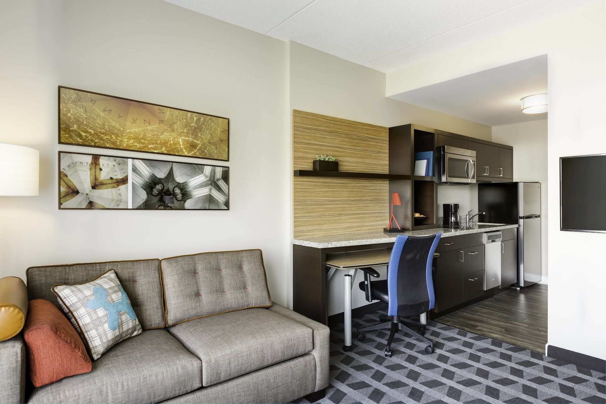 Towneplace Suites By Marriott Fort Mcmurray Εξωτερικό φωτογραφία