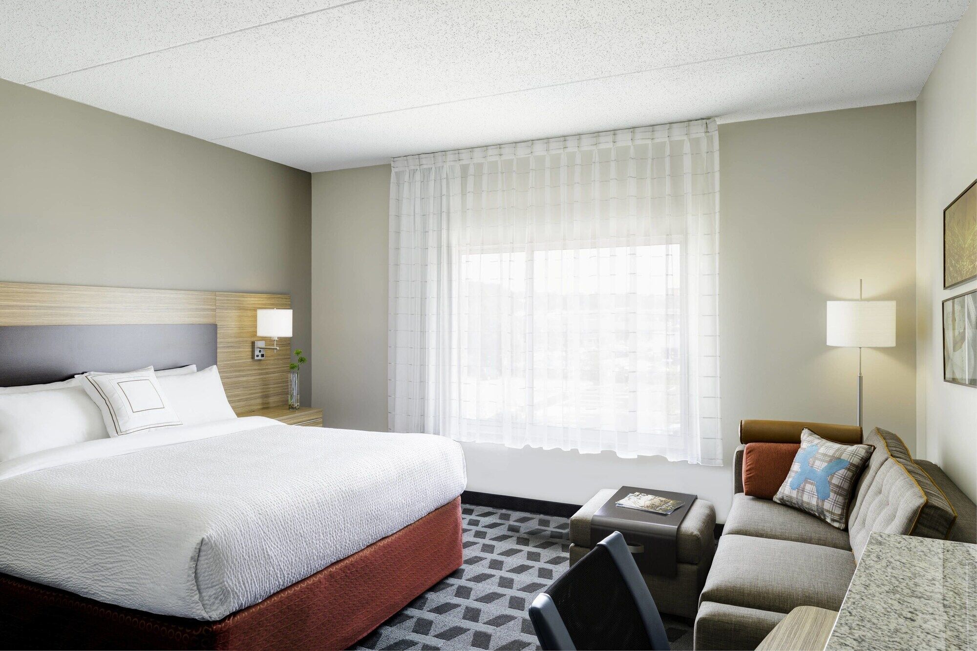 Towneplace Suites By Marriott Fort Mcmurray Εξωτερικό φωτογραφία